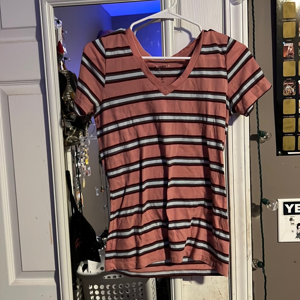Arizona v-neck tee